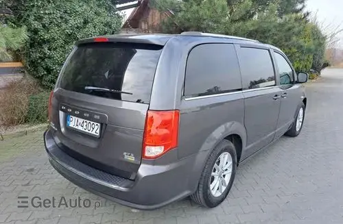 DODGE Grand Caravan 