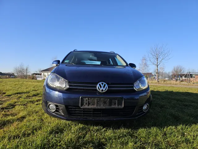 VOLKSWAGEN Golf Trendline BlueMotion