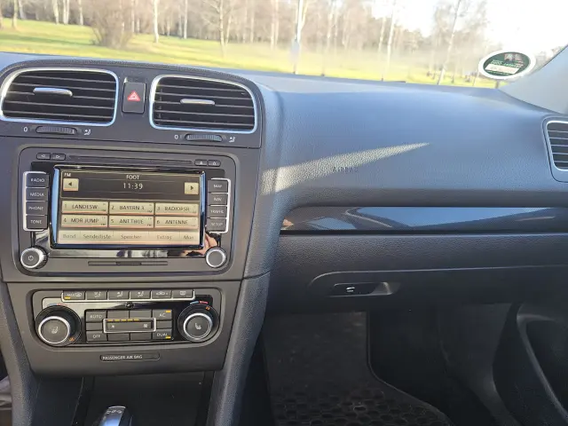 VOLKSWAGEN Golf Trendline BlueMotion