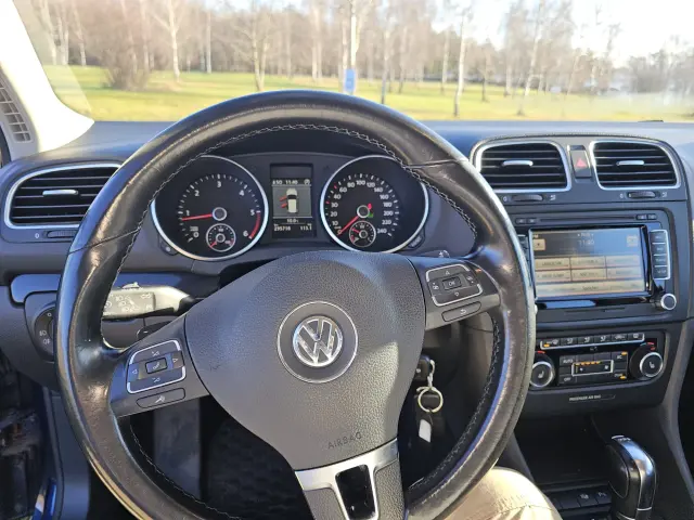 VOLKSWAGEN Golf Trendline BlueMotion