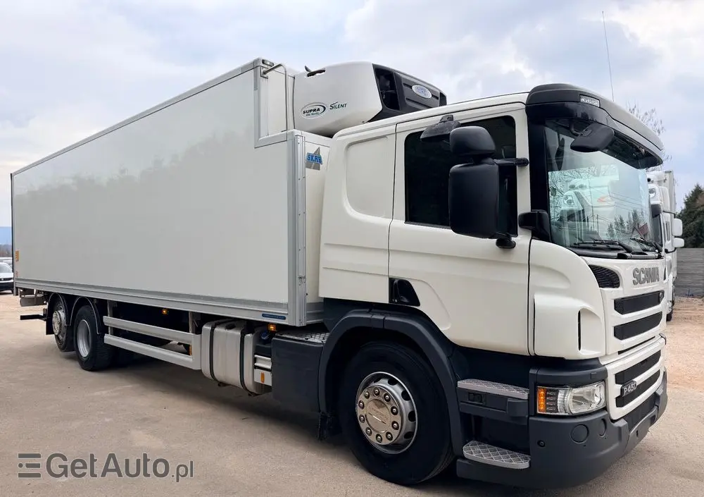 SCANIA Scania P 450 / CHŁODNIA + WINDA / 23 PALETY / EURO6 / OŚ SKRĘTNA / CARRIER/ ASO 