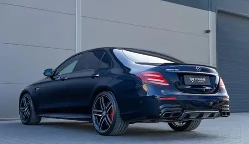 MERCEDES-BENZ Klasa E 63 AMG S 4MATIC+ 