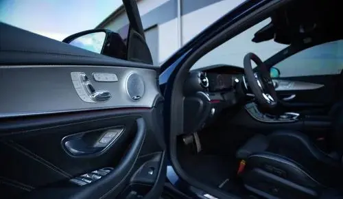 MERCEDES-BENZ Klasa E 63 AMG S 4MATIC+ 