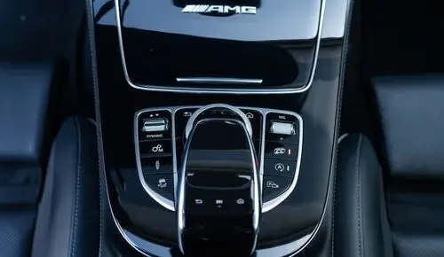 MERCEDES-BENZ Klasa E 63 AMG S 4MATIC+ 