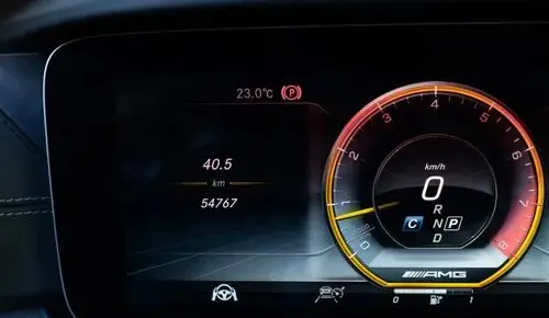 MERCEDES-BENZ Klasa E 63 AMG S 4MATIC+ 