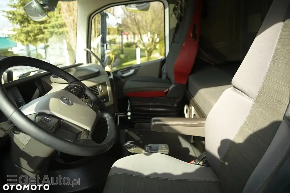 VOLVO FH 500///* 2019///* PRZEB. JEDYNE 311 TYŚ///* HDS///* PALFINGER PK 23.001L///* OŚ SKRĘTNA///ROTATOR///* CHWYTAK///* WAGA///* STAN BARDZO DOBRY 