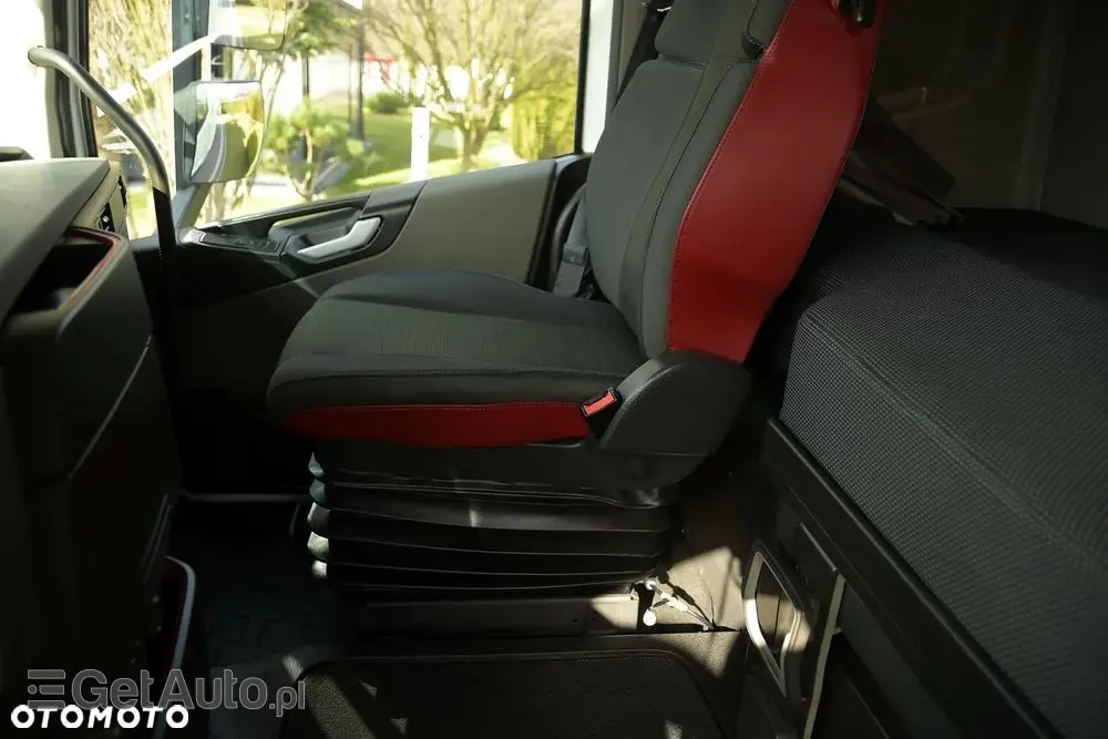 VOLVO FH 500///* 2019///* PRZEB. JEDYNE 311 TYŚ///* HDS///* PALFINGER PK 23.001L///* OŚ SKRĘTNA///ROTATOR///* CHWYTAK///* WAGA///* STAN BARDZO DOBRY 