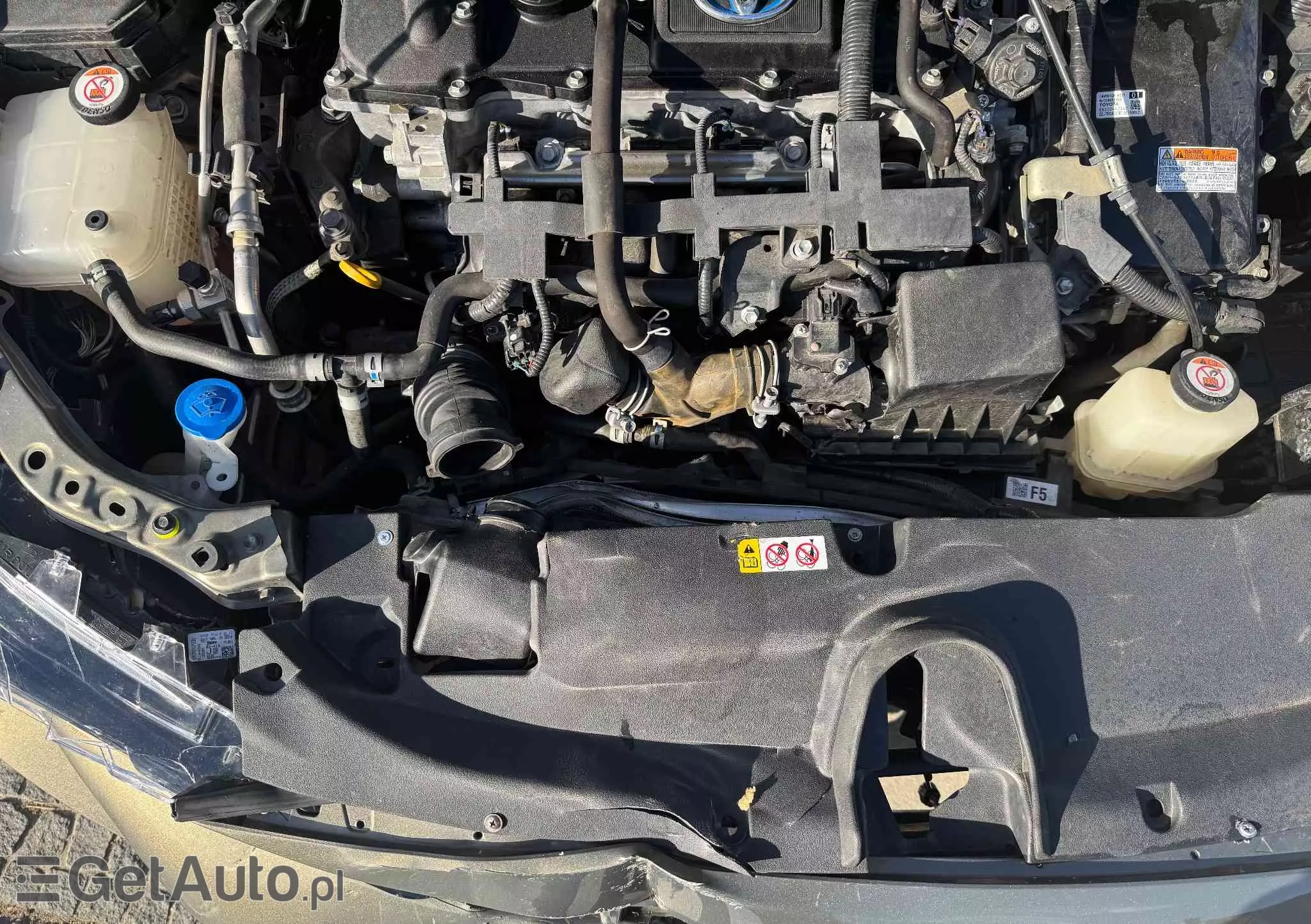 TOYOTA Corolla 1.8 Hybrid Selection