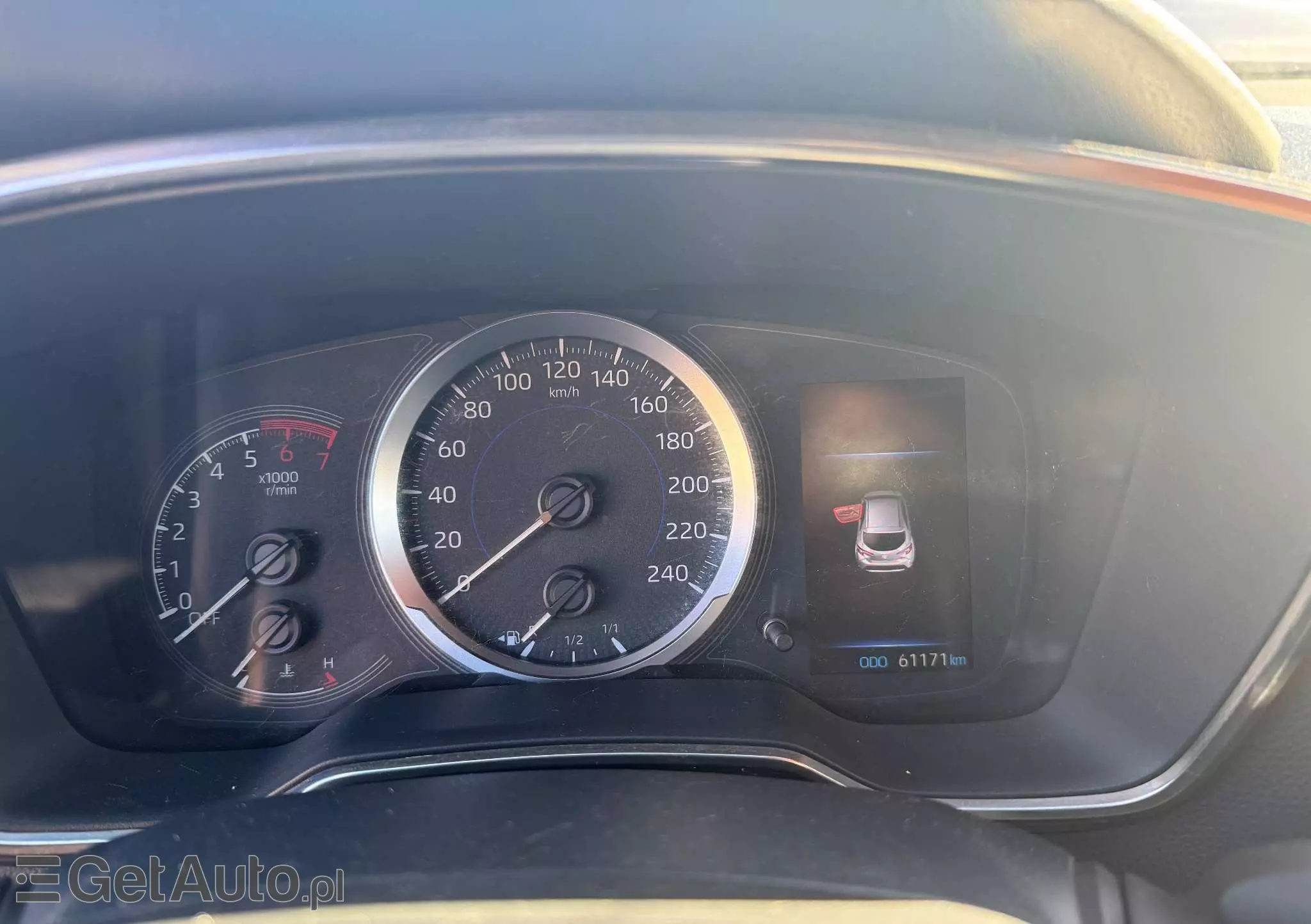 TOYOTA Corolla 1.8 Hybrid Selection