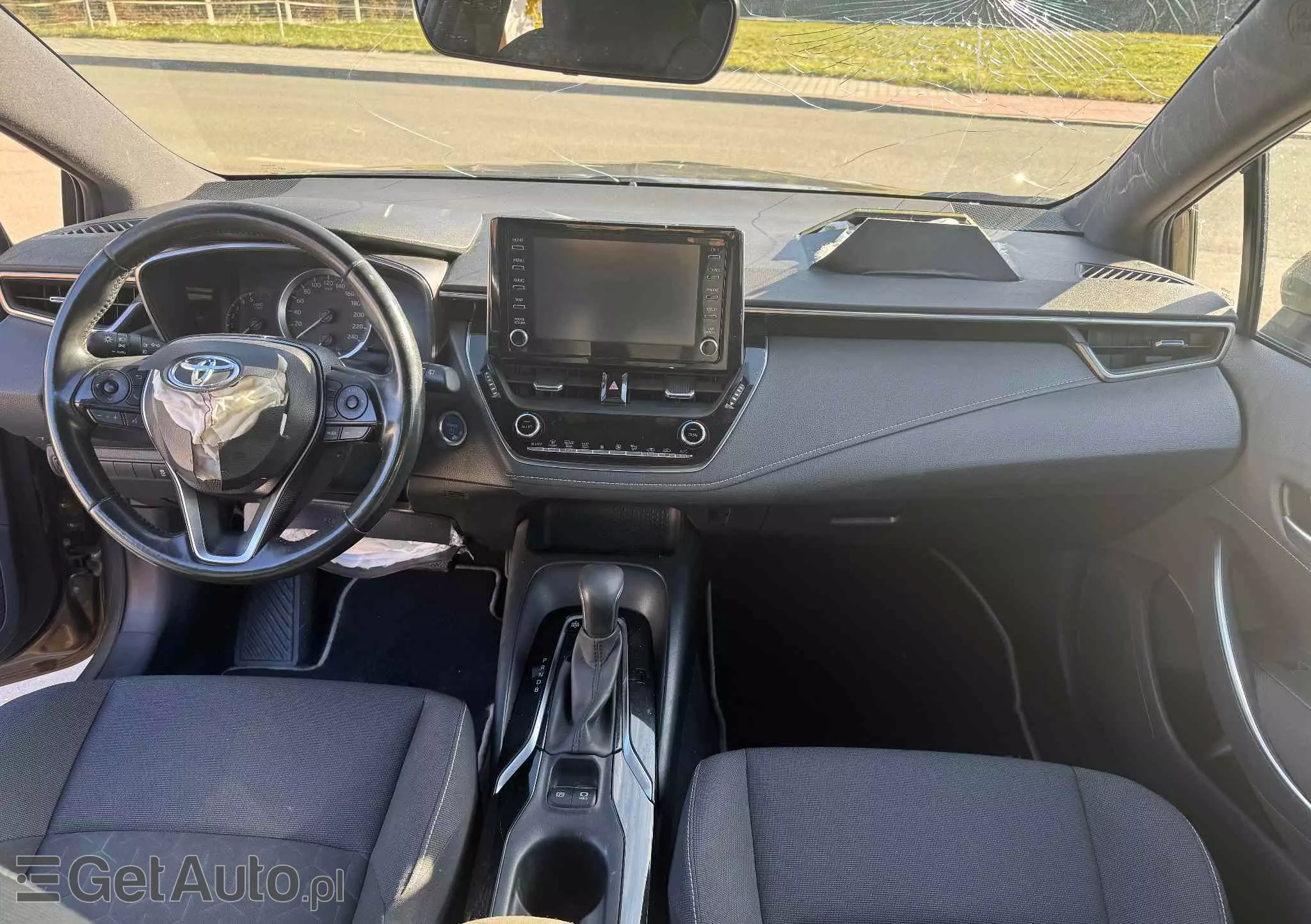 TOYOTA Corolla 1.8 Hybrid Selection