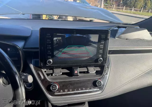 TOYOTA Corolla 1.8 Hybrid Selection