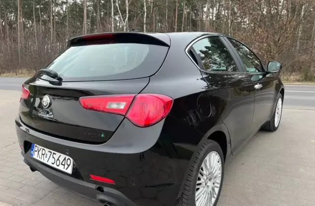 ALFA ROMEO Giulietta 