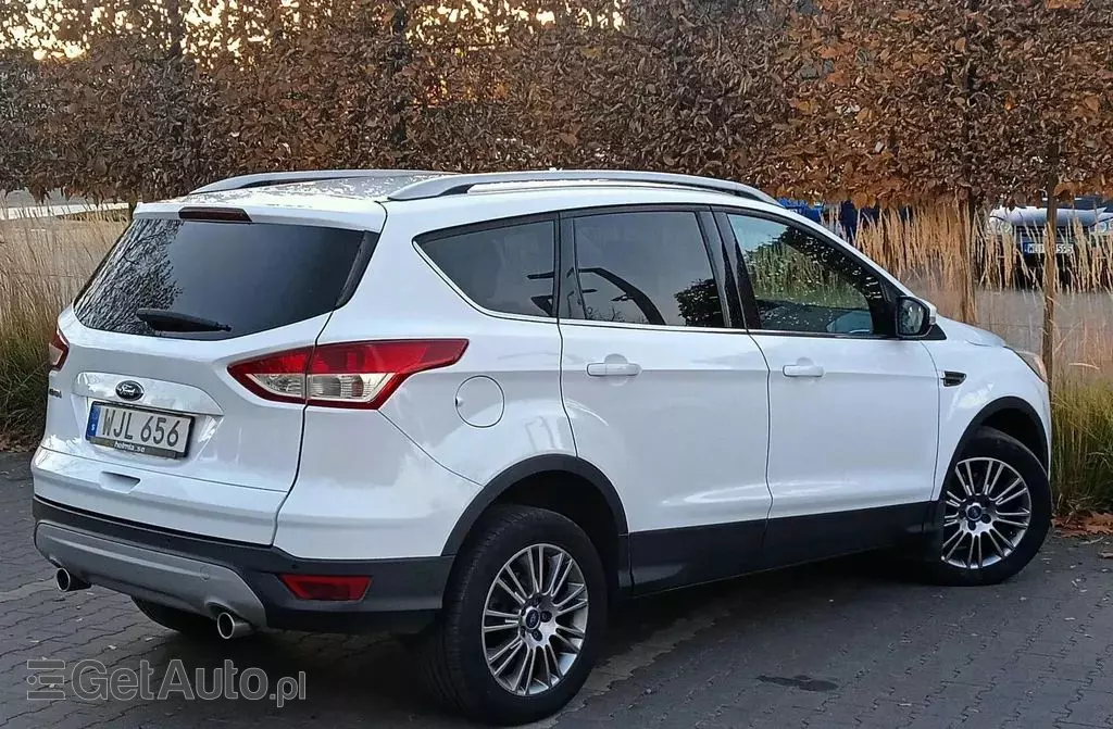 FORD Kuga 
