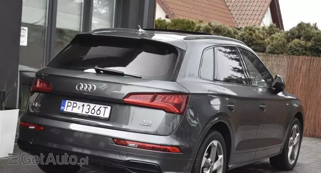 AUDI Q5 