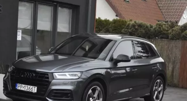 AUDI Q5 