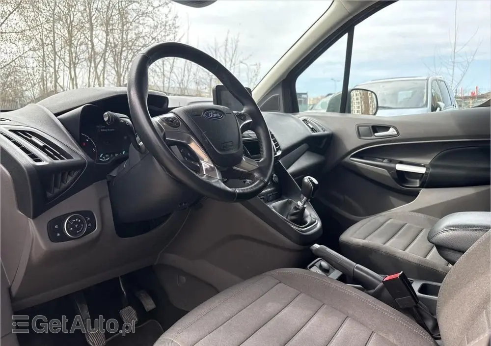 FORD Tourneo Connect Gr 1.5 EcoBlue Titanium