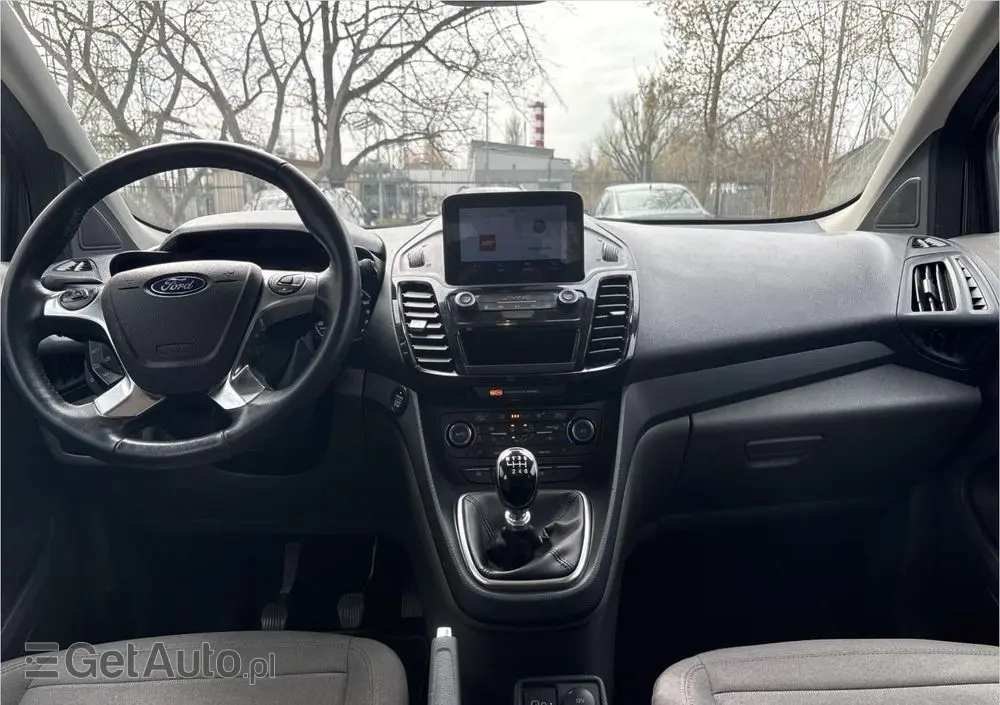 FORD Tourneo Connect Gr 1.5 EcoBlue Titanium