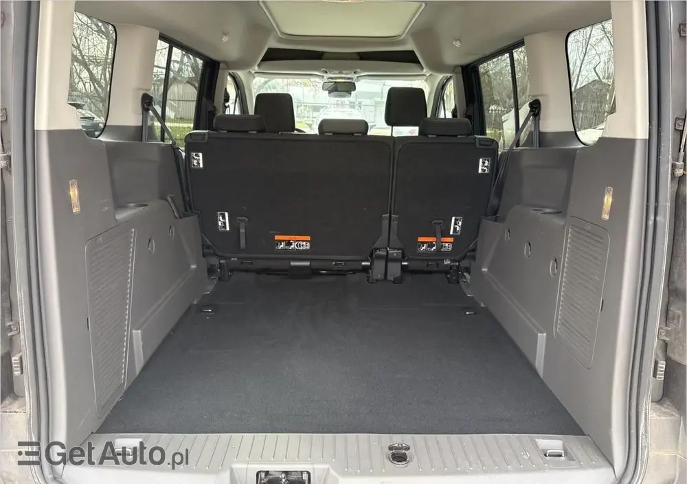 FORD Tourneo Connect Gr 1.5 EcoBlue Titanium