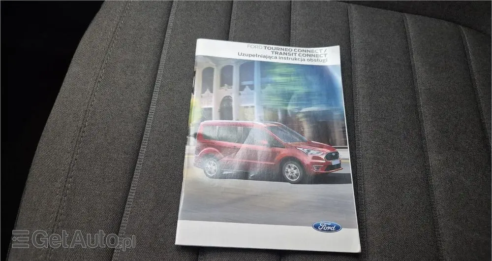 FORD Tourneo Connect Gr 1.5 EcoBlue Titanium