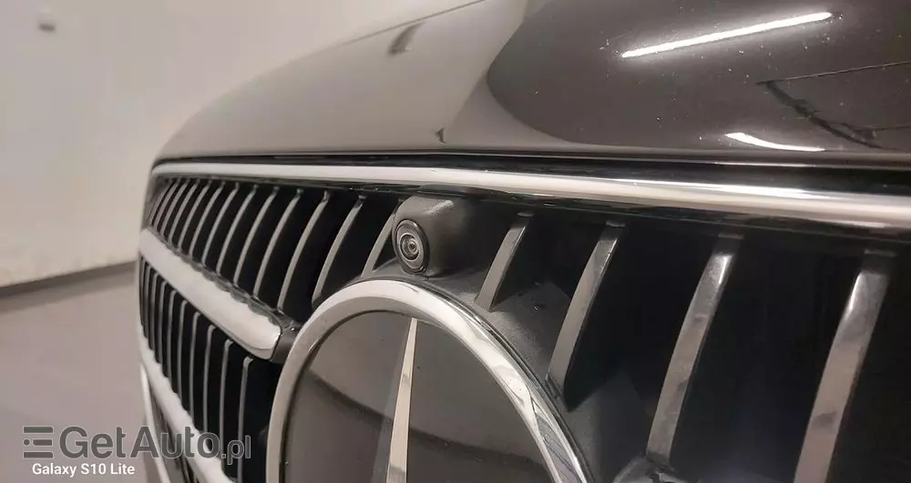 MERCEDES-BENZ Klasa E 220 d T 9G-TRONIC Exclusive