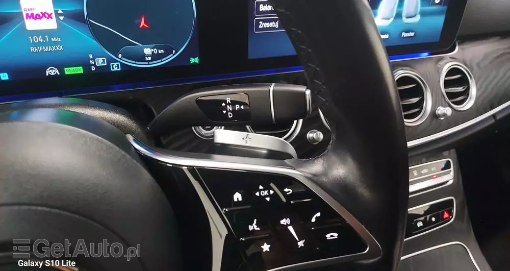 MERCEDES-BENZ Klasa E 220 d T 9G-TRONIC Exclusive