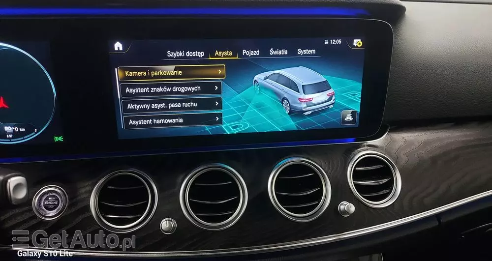 MERCEDES-BENZ Klasa E 220 d T 9G-TRONIC Exclusive