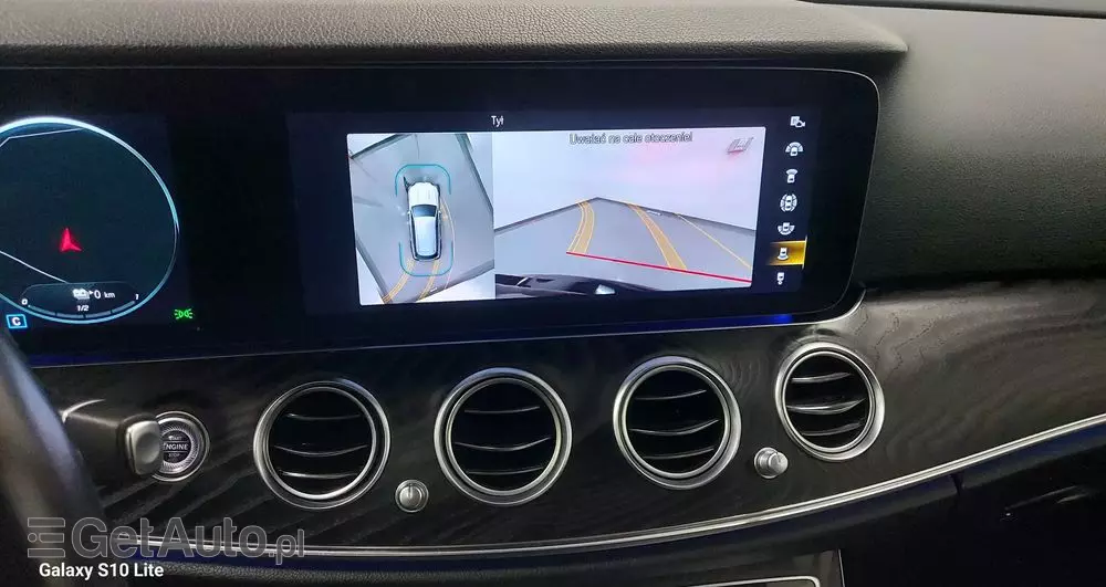 MERCEDES-BENZ Klasa E 220 d T 9G-TRONIC Exclusive