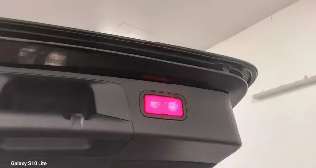 MERCEDES-BENZ Klasa E 220 d T 9G-TRONIC Exclusive