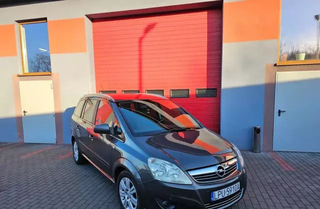 OPEL Zafira 
