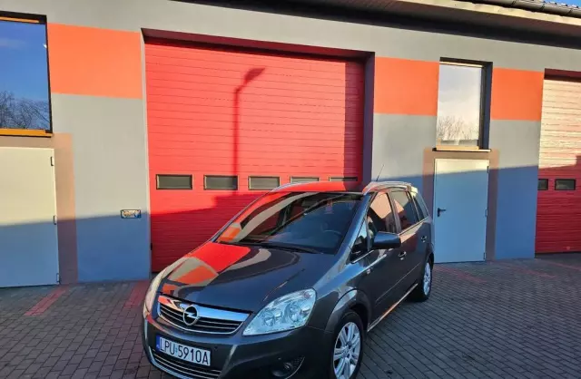 OPEL Zafira 