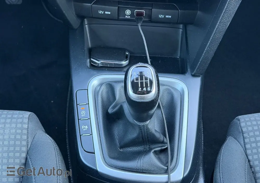 KIA Ceed 1.4 L Business Line Plus