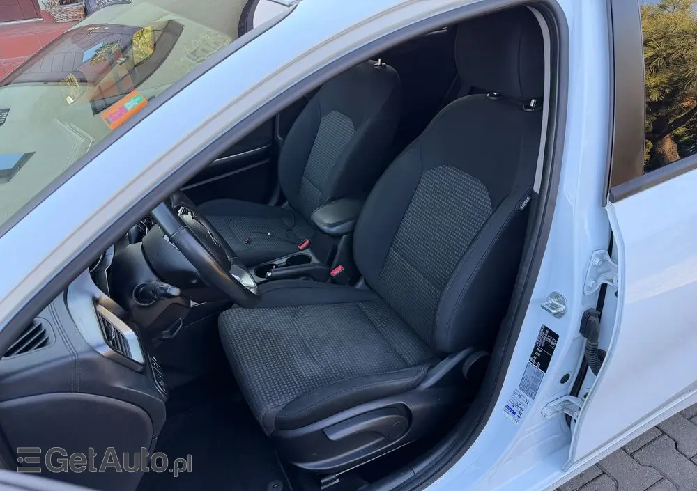 KIA Ceed 1.4 L Business Line Plus