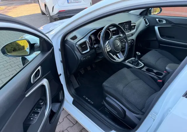 KIA Ceed 1.4 L Business Line Plus