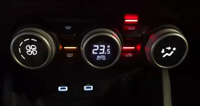 DACIA Duster 1.0 TCe Prestige