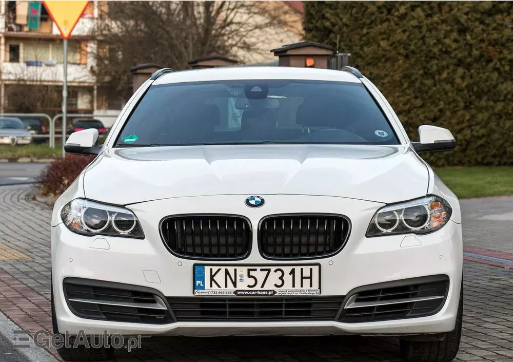 BMW Seria 5 520d Sport Line
