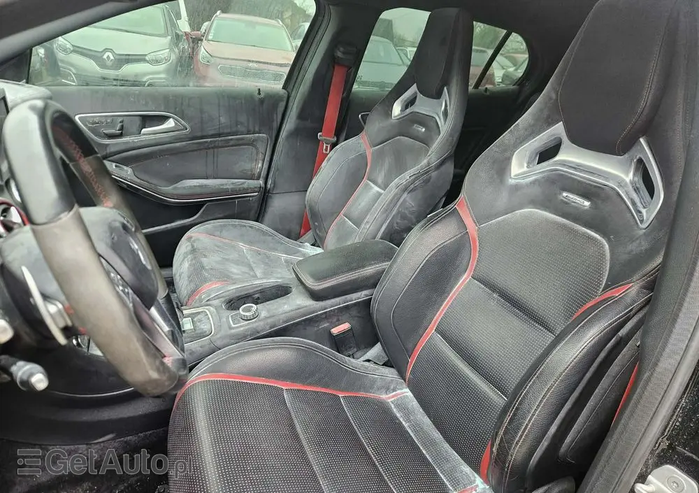 MERCEDES-BENZ GLA 45 AMG 4-Matic