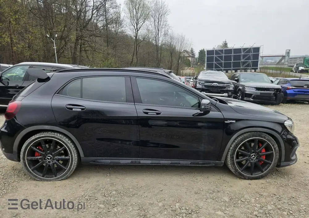 MERCEDES-BENZ GLA 45 AMG 4-Matic
