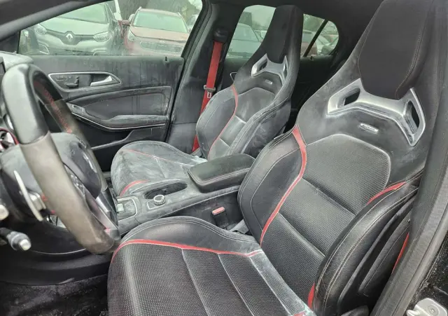 MERCEDES-BENZ GLA 45 AMG 4-Matic