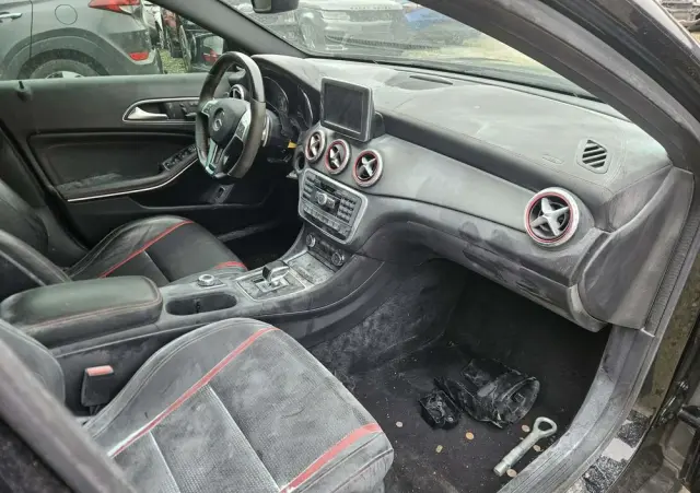 MERCEDES-BENZ GLA 45 AMG 4-Matic