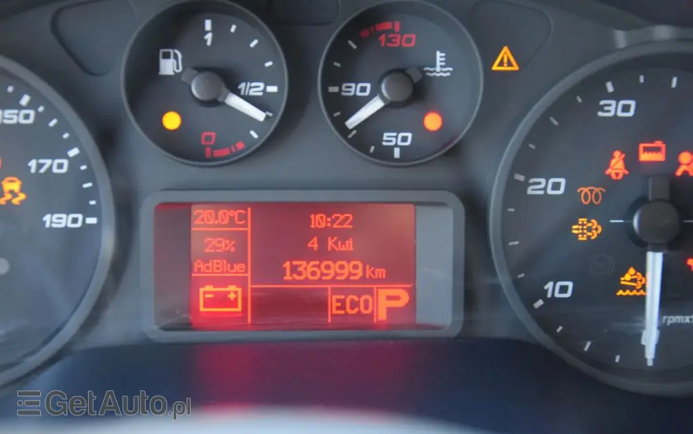 IVECO DAILY 70C18 / 3.0 - 180 KM / AUTOMAT HI-MATIC / 3 OSOBY / CHŁODNIA - MROŹNIA 4,55 M / AGREGAD FRIGOBLOCK / WINDA SORENSEN / KLIMA / TEMPOMAT / KAMERA COFANIA / REGULOWANE ZAWIESZENIE / SERWISOWANY / SPROWADZONY Z NIEMIEC 