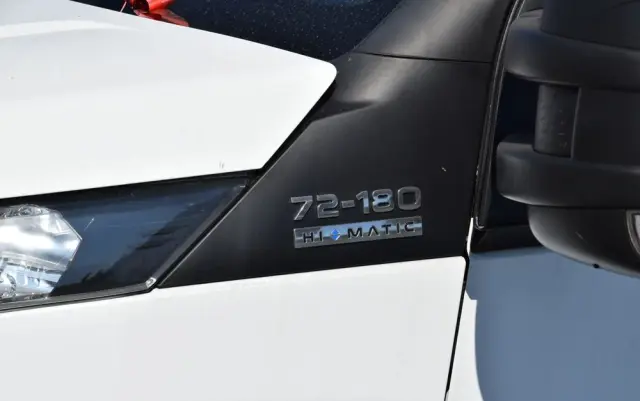 IVECO DAILY 70C18 / 3.0 - 180 KM / AUTOMAT HI-MATIC / 3 OSOBY / CHŁODNIA - MROŹNIA 4,55 M / AGREGAD FRIGOBLOCK / WINDA SORENSEN / KLIMA / TEMPOMAT / KAMERA COFANIA / REGULOWANE ZAWIESZENIE / SERWISOWANY / SPROWADZONY Z NIEMIEC 