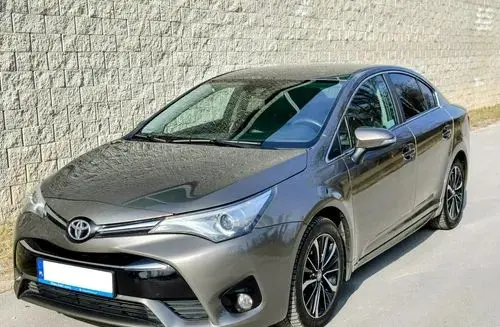 TOYOTA Avensis 