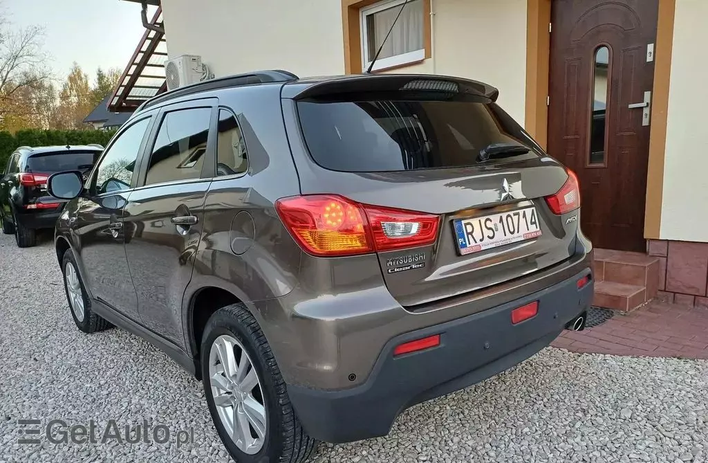 MITSUBISHI ASX 