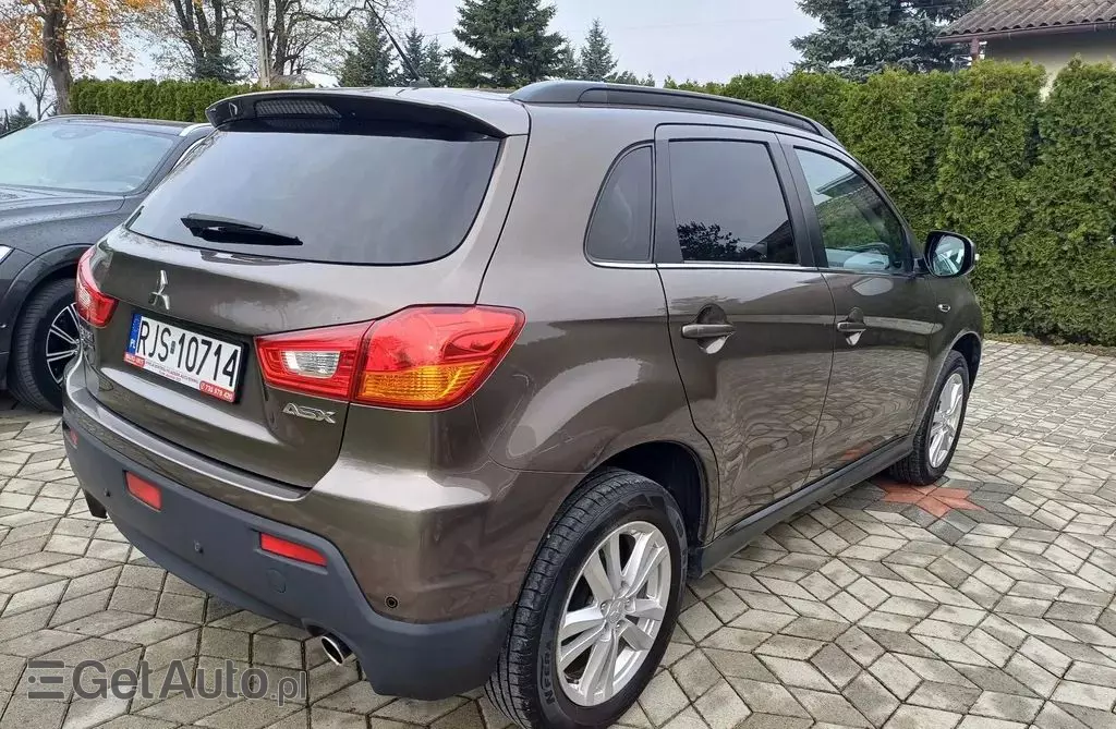 MITSUBISHI ASX 