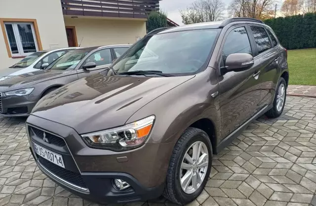MITSUBISHI ASX 