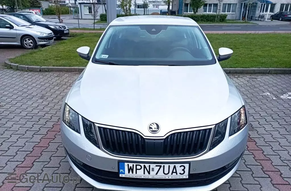 SKODA Octavia 