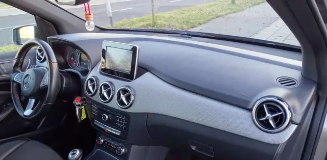 MERCEDES-BENZ Klasa B 