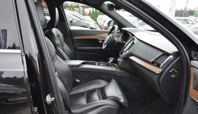 VOLVO XC90 2.0 D5 (235 KM) AWD Automatic