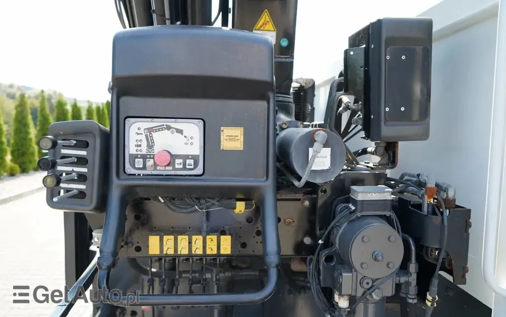 MERCEDES-BENZ ACTROS 2636 / 6x4 / SKRZYNIOWY 7 M + HDS HIAB  -  WYSÓW 12,6 M / MOCNA PODŁOGA / STEROWANIE RADIOWE / ROTATOR / SPROWADZONY 