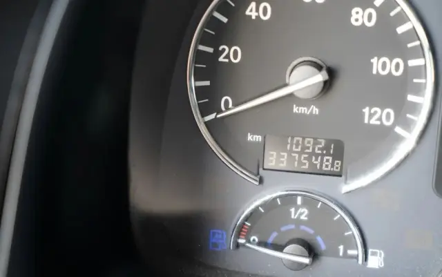 MERCEDES-BENZ ACTROS 2636 / 6x4 / SKRZYNIOWY 7 M + HDS HIAB  -  WYSÓW 12,6 M / MOCNA PODŁOGA / STEROWANIE RADIOWE / ROTATOR / SPROWADZONY 